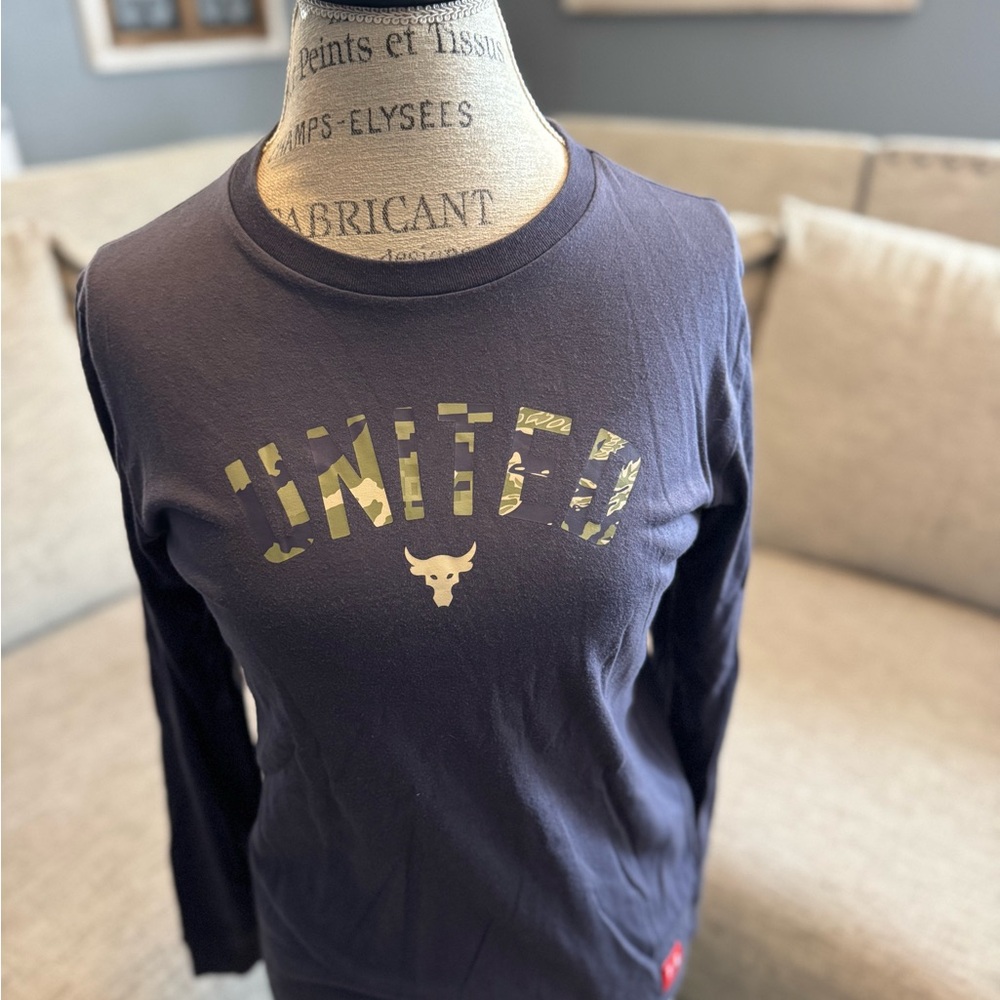 Under Armour Black Long Sleeve Tee